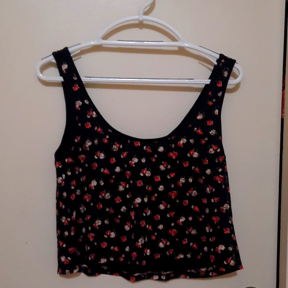 Forever 21 size small floral crop top